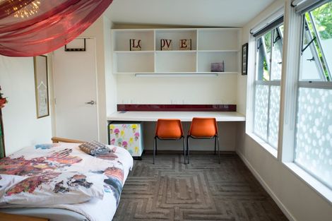 Photo of property in 19f3 Burnham Street, Seatoun, Wellington, 6022