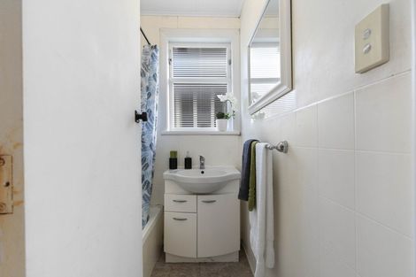 Photo of property in 4 Croall Crescent, St Andrews, Hamilton, 3200