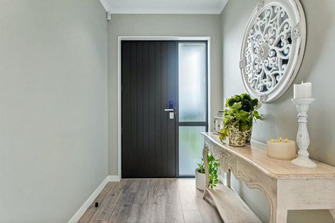 Photo of property in 63 Symes Drive, Red Beach, 0932