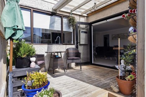 Photo of property in 7 Princes Street, Hawera, 4610