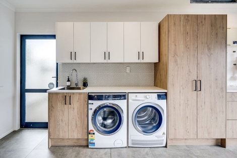 Photo of property in 152a Auckland Road, Greenmeadows, Napier, 4112