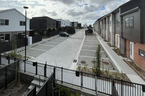 Photo of property in 5/25 Jabuka Street, Glen Eden, 0602