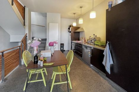 Photo of property in Mondrian Townhouses, 9/24 Hanson Street, Mount Cook, Wellington, 6021
