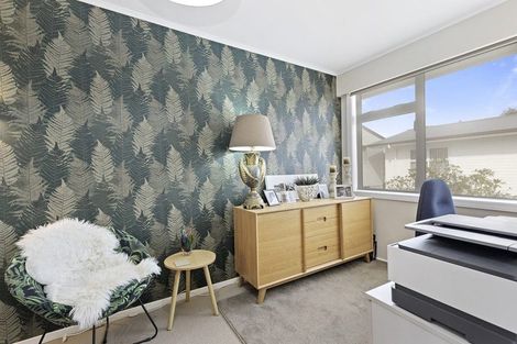 Photo of property in 2/57 Hautana Street, Woburn, Lower Hutt, 5010