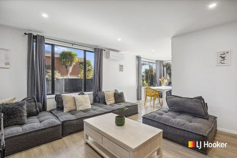 Photo of property in 2 Rutland Street, Mornington, Dunedin, 9011
