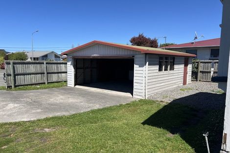 Photo of property in 42 Lyndon Street, Riccarton, Christchurch, 8041