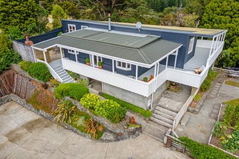 Photo of property in 92 Plateau Road, Te Marua, Upper Hutt, 5018