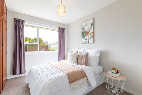 Photo of property in 36 Jenkins Avenue, Redwood, Christchurch, 8051