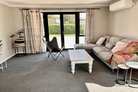 Photo of property in 290 Queen Elizabeth Ii Drive, Mairehau, Christchurch, 8052