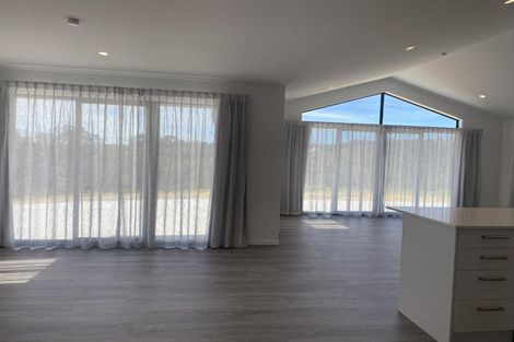 Photo of property in 350 Whitehills Road, Waitoki, Silverdale, 0994