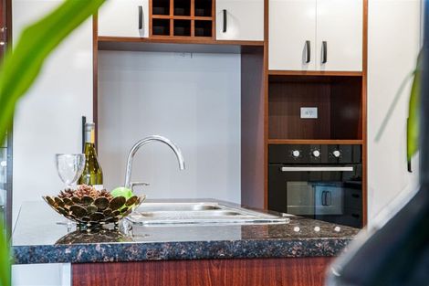 Photo of property in 29 Sapperton Drive, Henderson, Auckland, 0612