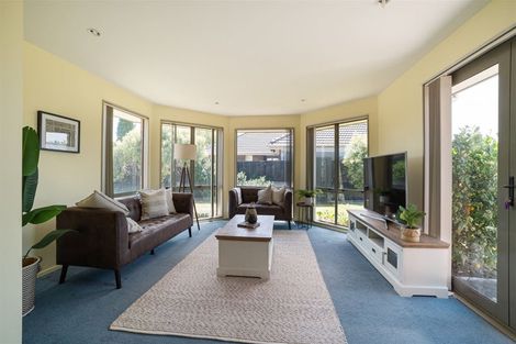 Photo of property in 21 Springs Road, Hornby, Christchurch, 8042