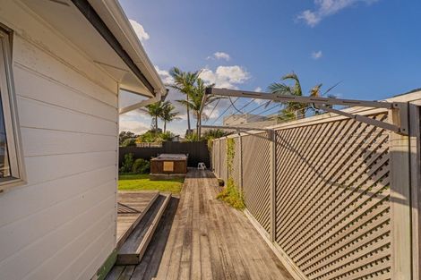 Photo of property in 6 Winderton Way, Pauanui, Hikuai, 3579