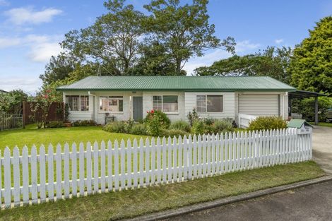 Photo of property in 33j Macloughlin Drive, Te Puke, 3119