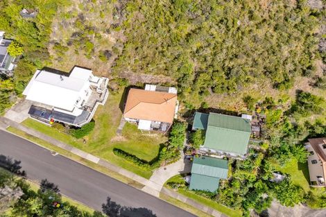 Photo of property in 33 Windsor Drive, Tairua, 3508