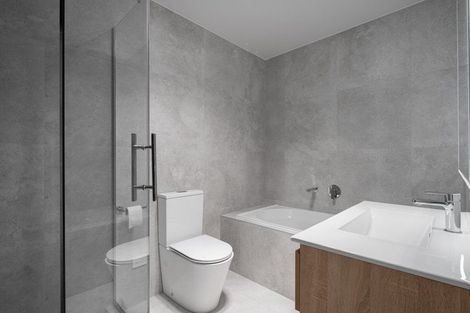 Photo of property in 3/11 Rengarenga Rise, Fairview Heights, Auckland, 0632