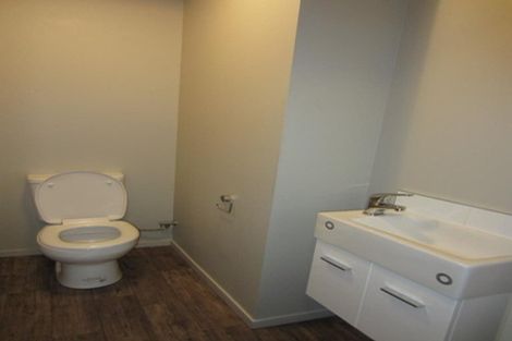 Photo of property in 108u8 Old Farm Road, Hamilton East, Hamilton, 3216