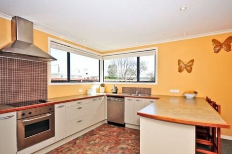 Photo of property in 31 Portal Crescent, Beerescourt, Hamilton, 3200