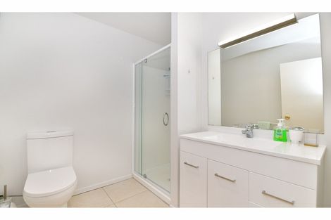 Photo of property in 33e Florence Avenue, Orewa, 0931