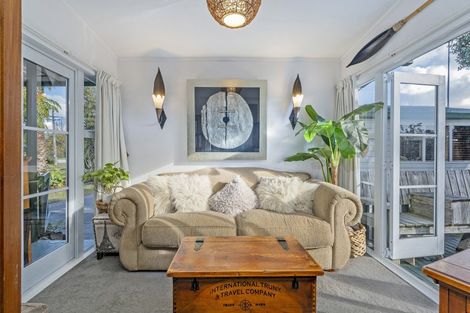 Photo of property in 11 Dundas Street, Whitianga, 3510