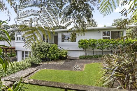 Photo of property in 4 Longfellow Parade, Glen Eden, Auckland, 0604
