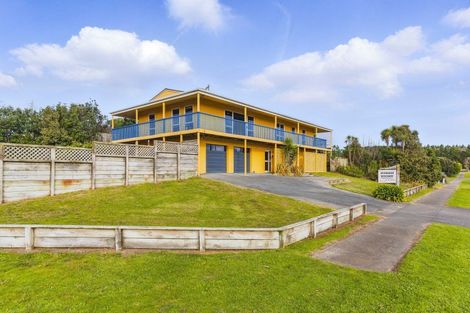 Photo of property in 9 Takitimu Street, Waitarere Beach, Levin, 5510