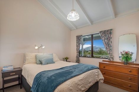 Photo of property in 72 Ocean Beach Road, Tairua, 3508