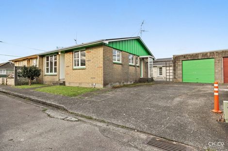 Photo of property in 2/49 Garden Road, Avalon, Lower Hutt, 5011