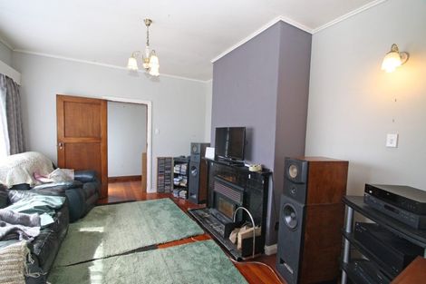 Photo of property in 6 Exeter Street, Brooklands, New Plymouth, 4310