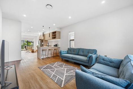 Photo of property in 6 Coast Garden Drive, Hobsonville, Auckland, 0616