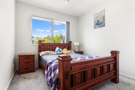Photo of property in 4 Forest Road, Henderson, Auckland, 0612