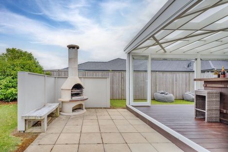 Photo of property in 5 Lady Jocelyn Place, Whitianga, 3510