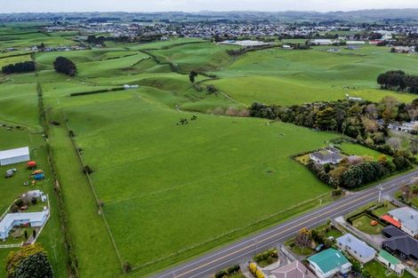 Photo of property in 414 South Road, Hawera, 4674