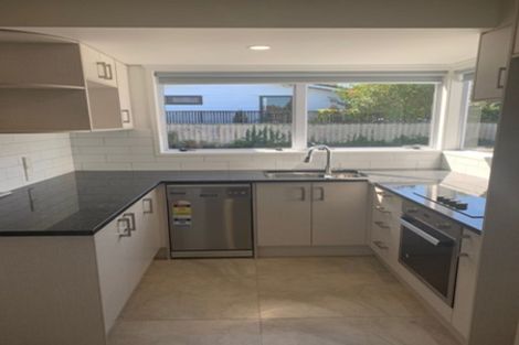 Photo of property in 3/55 Newington Road, Henderson, Auckland, 0612