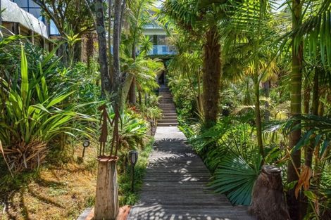 Photo of property in 24 Bridge View Road, Birkenhead, Auckland, 0626