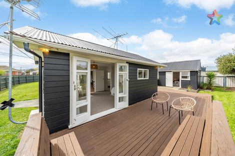 Photo of property in 1 Davis Crescent, Elderslea, Upper Hutt, 5018