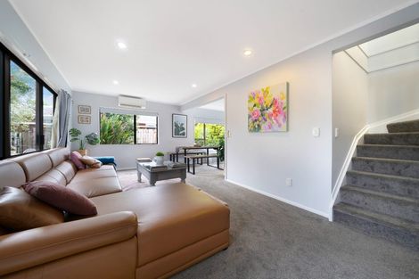 Photo of property in 2/29 Humphrey Kemp Avenue, Henderson, Auckland, 0612