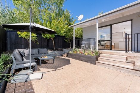 Photo of property in 69a Kervil Avenue, Te Atatu Peninsula, Auckland, 0610