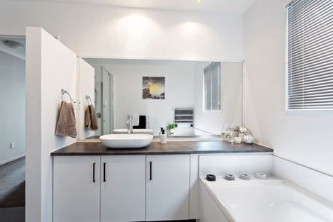 Photo of property in 6 Mcallister Place, Kaiapoi, 7630