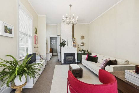Photo of property in 10 Saint Mary Street, Thorndon, Wellington, 6011