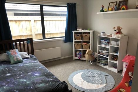 Photo of property in 11 Jack Vaughan Grove, Wainuiomata, Lower Hutt, 5014