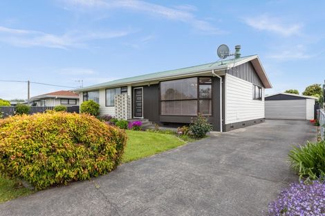 Photo of property in 1402 Warwick Place, Mayfair, Hastings, 4122