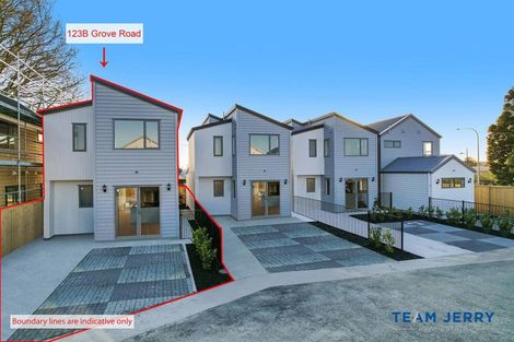 Photo of property in 123b Grove Road, Papakura, 2110