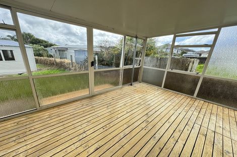 Photo of property in 74 Mcleod Road, Te Atatu South, Auckland, 0610
