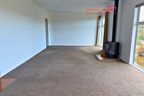 Photo of property in 145 Ruskin Road, Newlands, Wellington, 6037