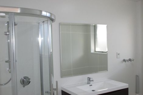 Photo of property in 2/32 Lyndon Street, Riccarton, Christchurch, 8041