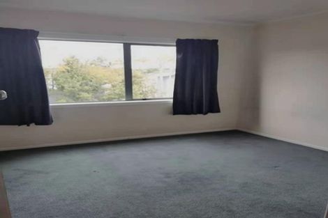 Photo of property in 14 Denyer Place, New Lynn, Auckland, 0600