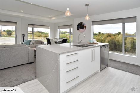 Photo of property in 18 Ardnave Lane, Broomfield, Christchurch, 8042