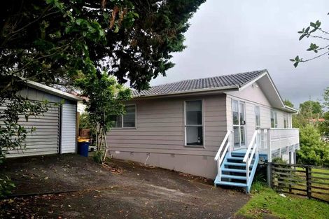 Photo of property in 31 Leo Street, Glen Eden, Auckland, 0602