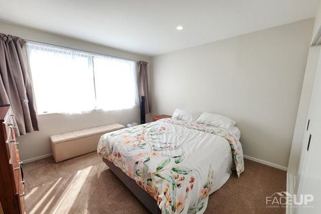 Photo of property in 15 Peihana Road, Hobsonville, Auckland, 0616